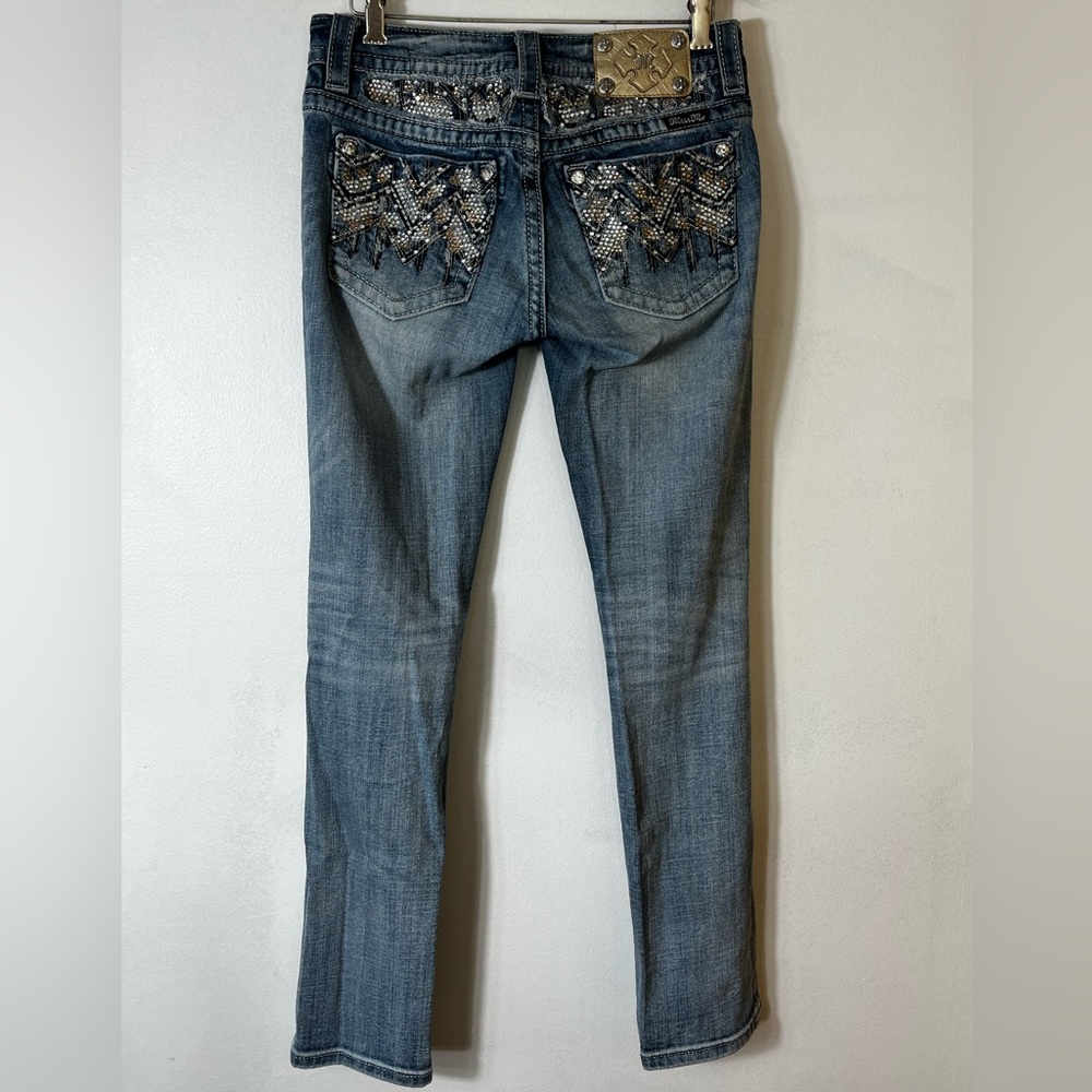 Miss Me Signature Straight Light Wash Size 27/31 Style JE8097TR